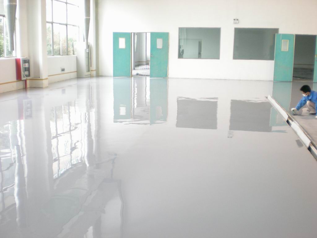 水泥自流平地坪優勢、施工工藝及注意事項